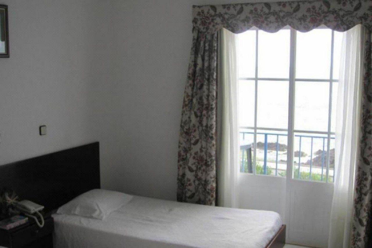 Hotel Ocidental Santa Cruz das Flores Dış mekan fotoğraf